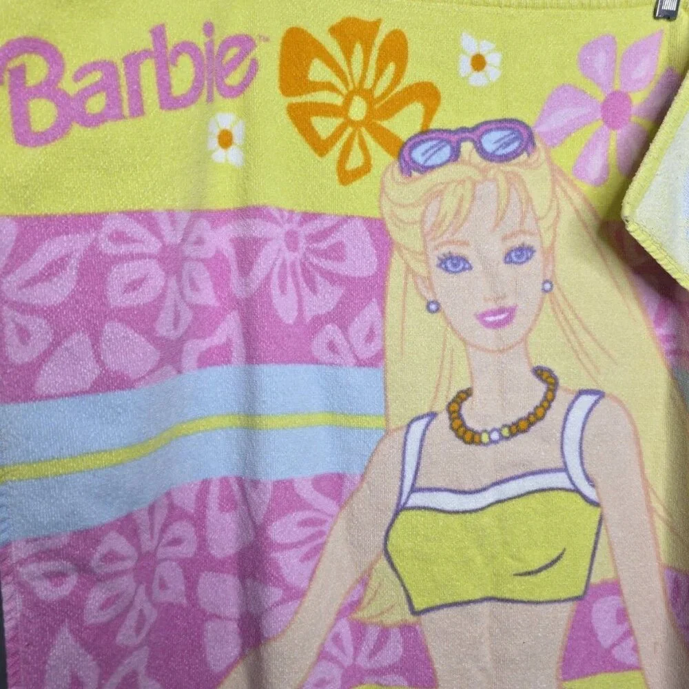 Vintage Mattel Barbie Beach Towel Blond Pink White Flowers Summer 2000 Movie